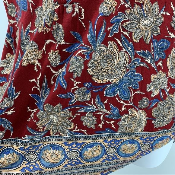 Lucky Brand women’s floral knit shirt, red/blue, medium - Picture 8 of 9
